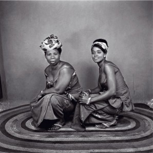« bouaké #71 », 1967, photographie noir et blanc sur papier baryté, 30 x 30 cm